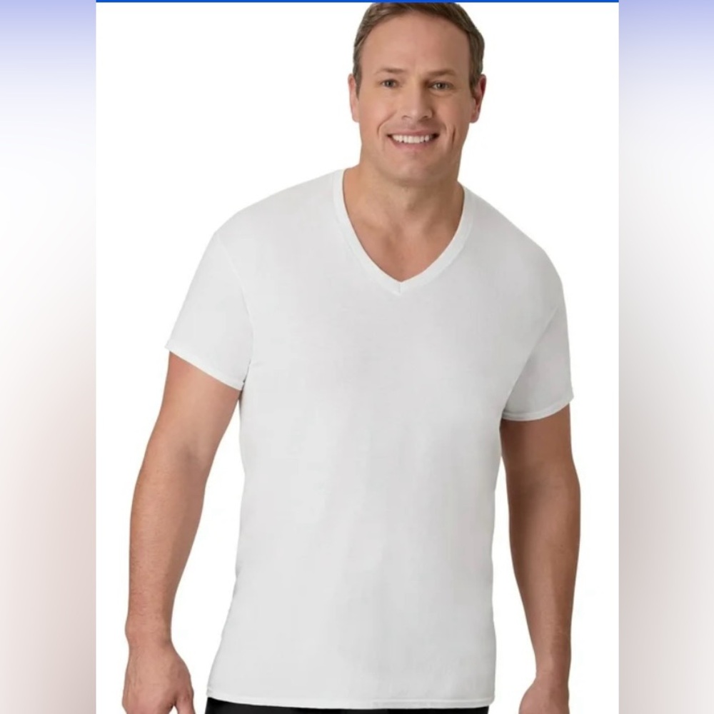 2 Hanes V-Neck Men’s T-Shirts 100% Cotton. Large